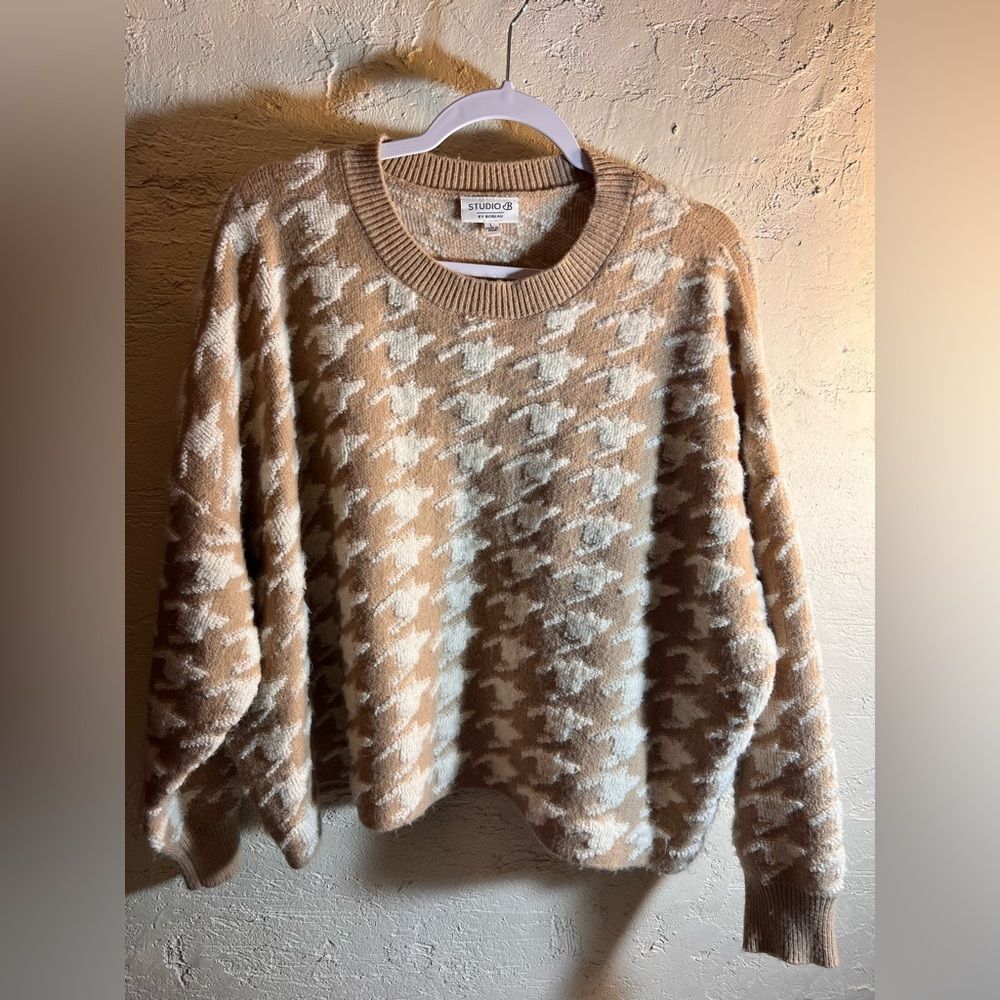 Bobeau Tan Patterned Crew Neck Sweater LG cabincore